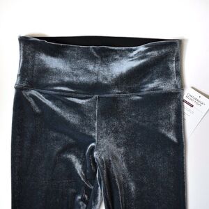 NWT Athleta Chaturanga Velvet Tight